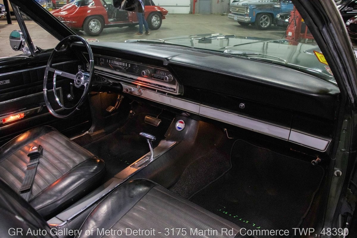 1966 Ford Fairlane - Thumbnail 4