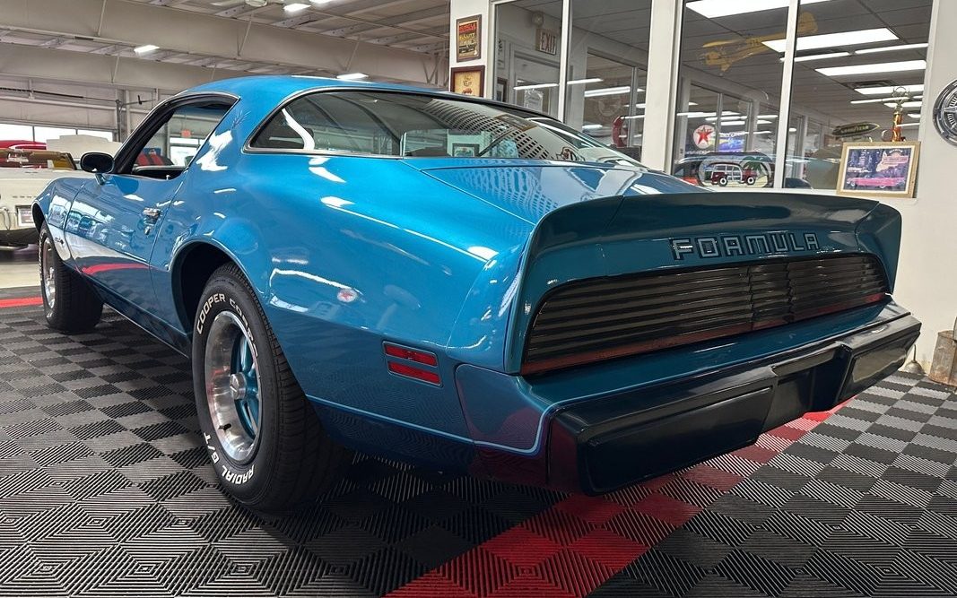 1979 Pontiac Firebird - Thumbnail 6